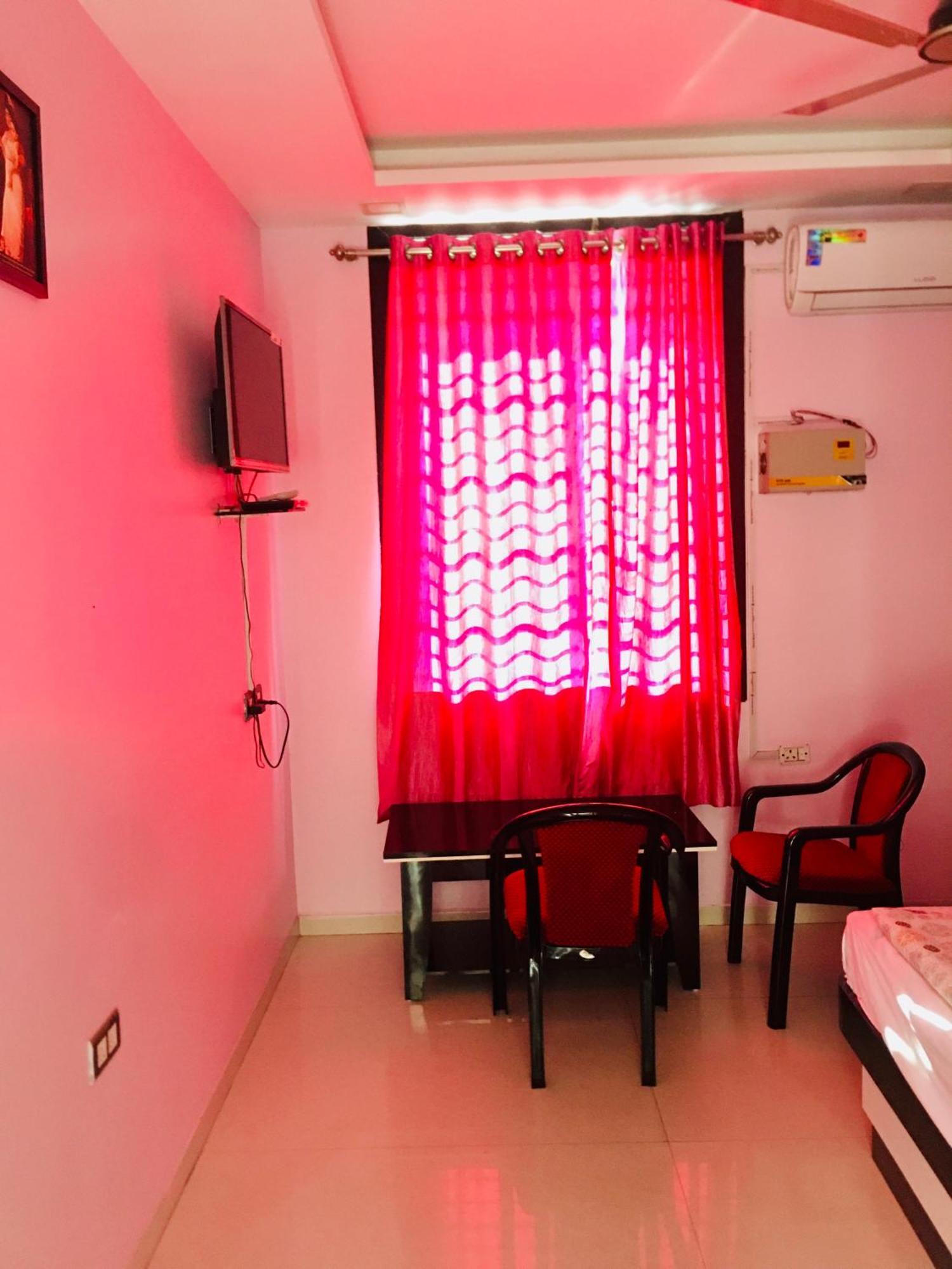 Chanda Palace Guest House Hazaribag Exterior foto